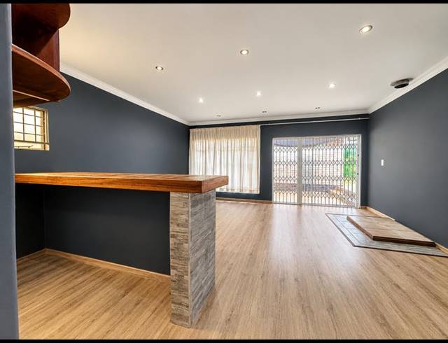 4 BEDROOM PROPERTY TO RENT IN WATERKLOOF RIDGE